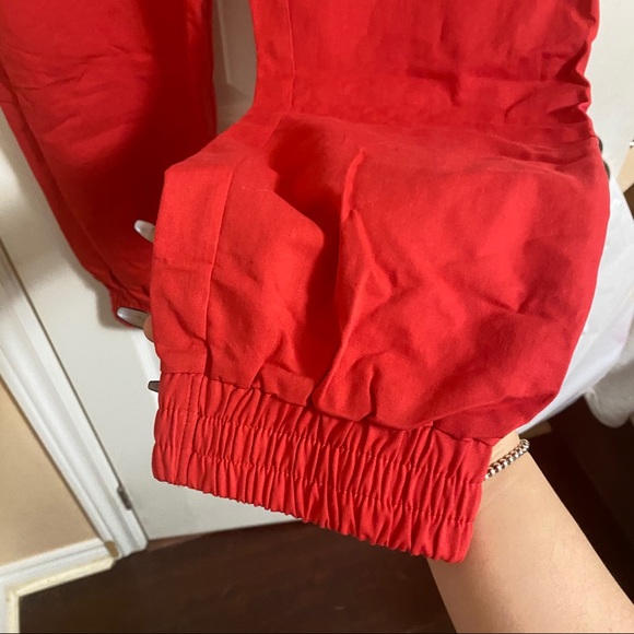 High Waist Red Pants with Chain - Picture 4 of 4